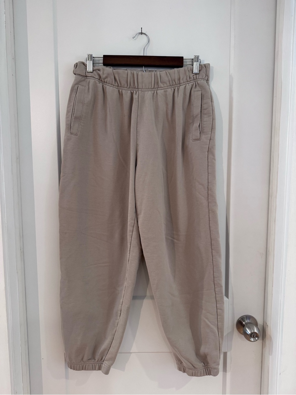 Aerie Beige Sweatpants Joggers